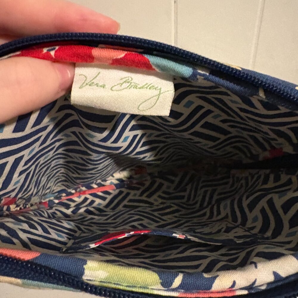 Vera Bradley Kindle Sleeve in "Summer Cottage" print - Picture 3 of 3